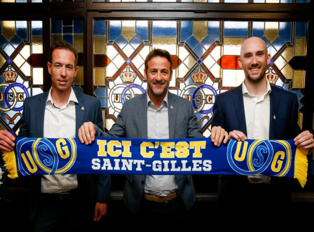 Năm 2018, Tony Bloom trở thành cổ đông lớn của câu lạc bộ bóng đá Union Saint-Gilloise